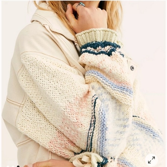 Free People Loose Thoughts Crotchet Sleeve Jacket! Size M - Picture 1 of 5
